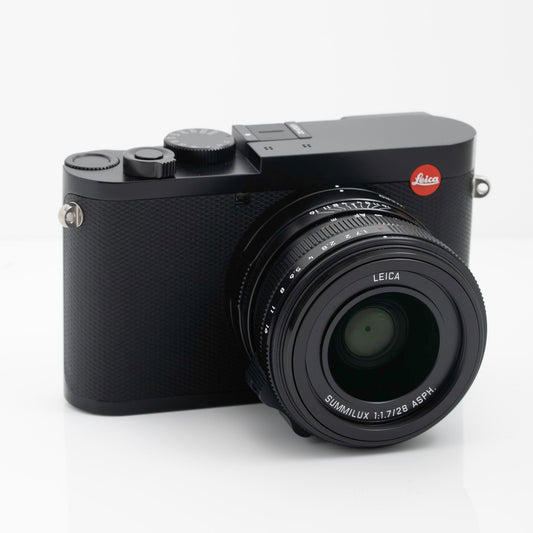 Leica Q2 47.3MP Digital Compact Camera