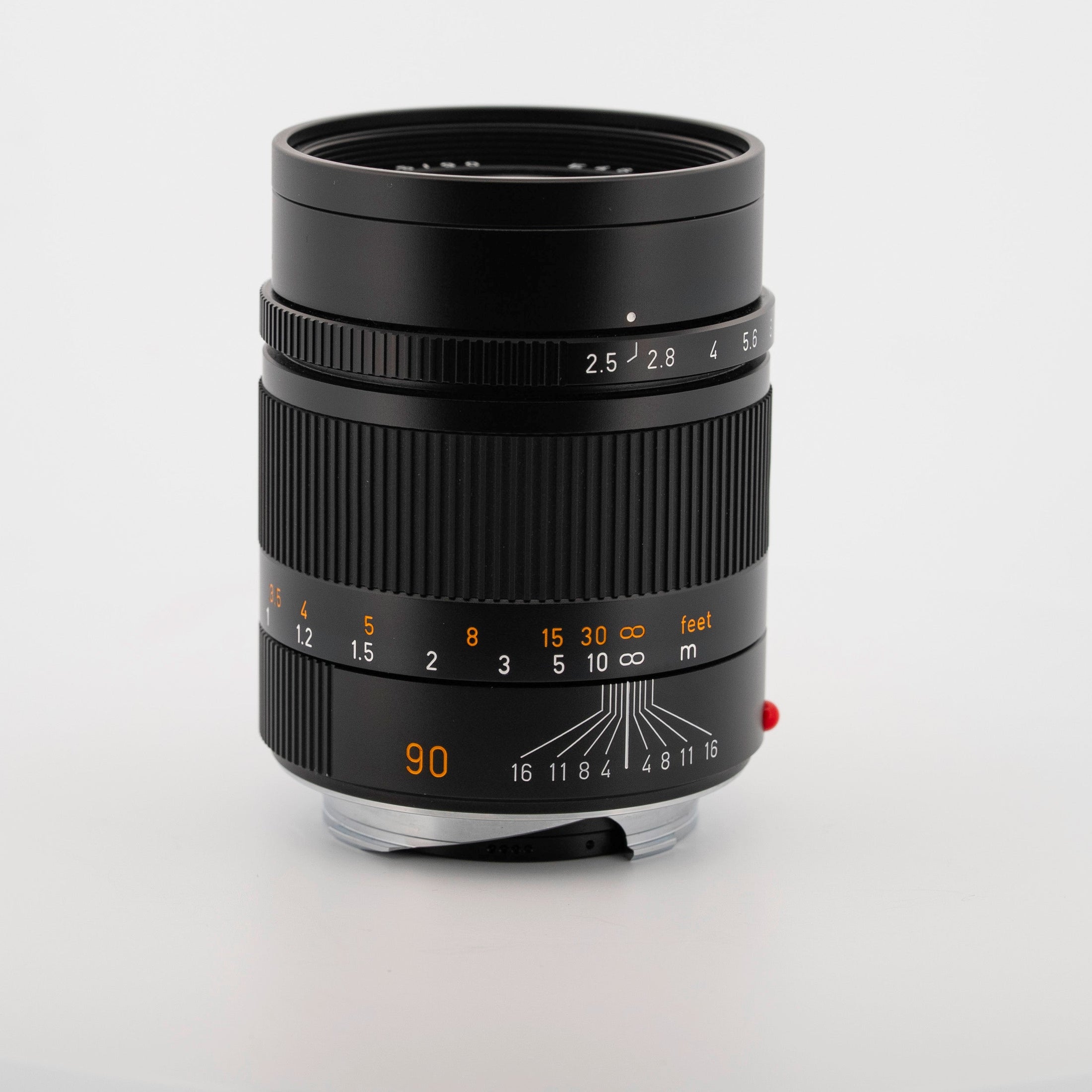 Leica 90mm f/2.5 Summarit-M Manual Focus Lens (Black) #11646
