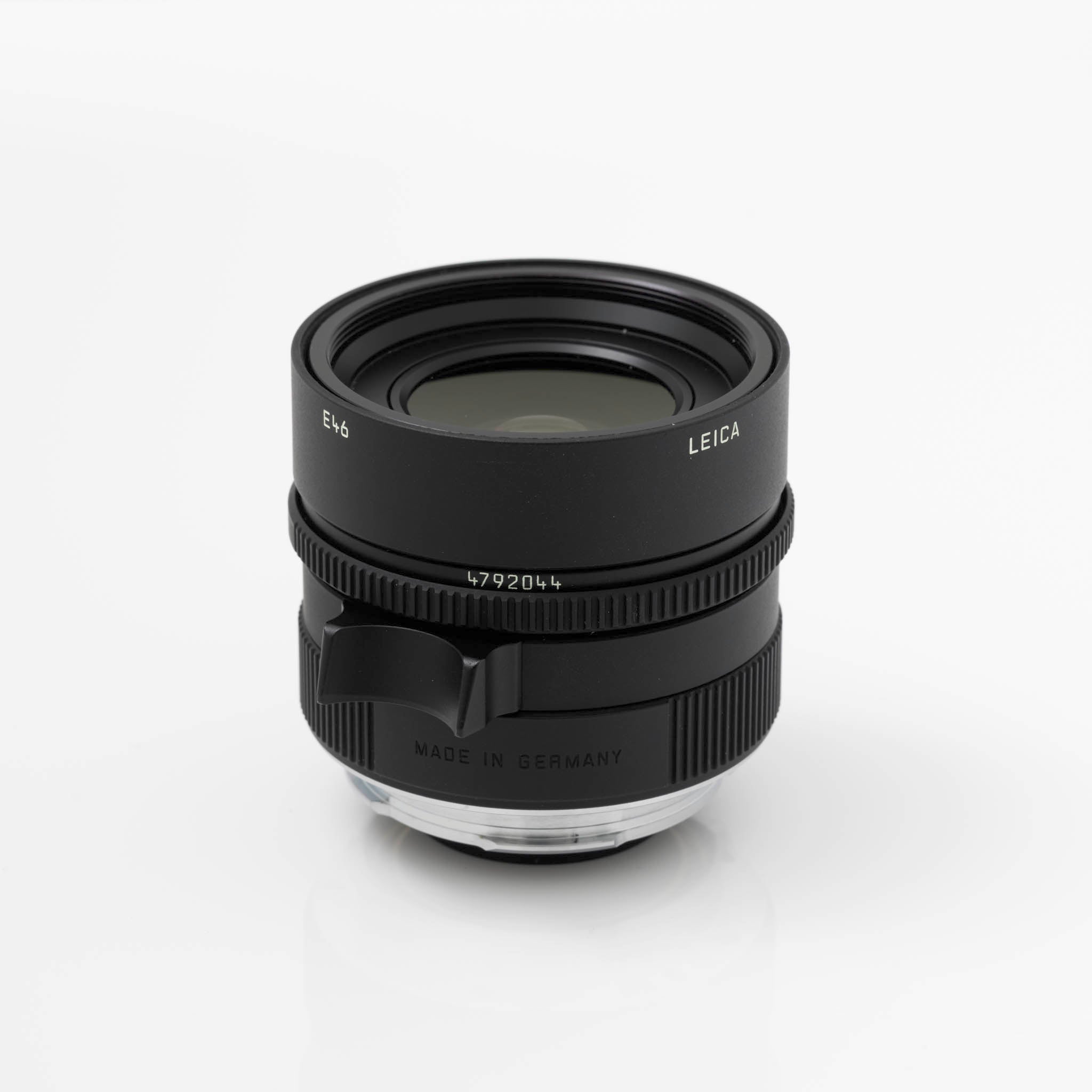 Leica Summicron-M 28mm f/2 ASPH Lens – Matte Black Paint (Limited Edition, 450 Units)