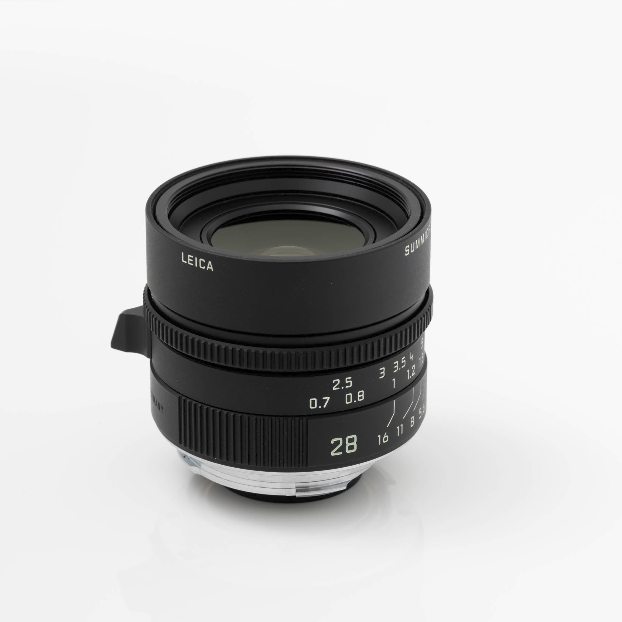 Leica Summicron-M 28mm f/2 ASPH Lens – Matte Black Paint (Limited Edition, 450 Units)