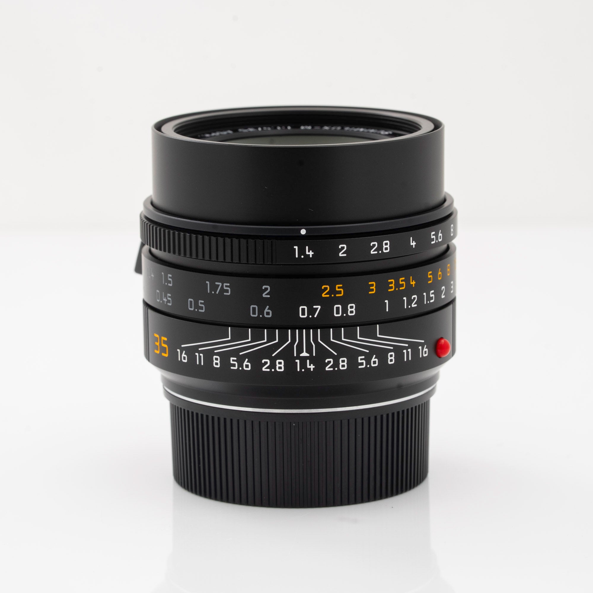 Leica 35mm f/1.4 Summilux-M ASPH Lens, Black #11726 (2022 Version)