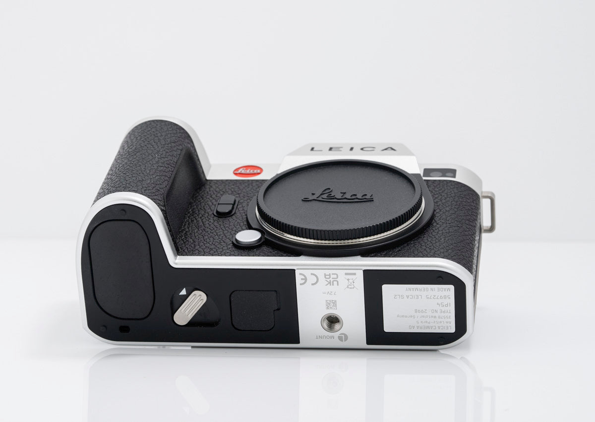 Leica SL2 Mirrorless Camera (Silver) (Limited to 1,000 Pieces Worldwide)